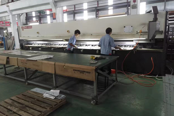 【岳信】-6米數(shù)控刨坑機(jī)